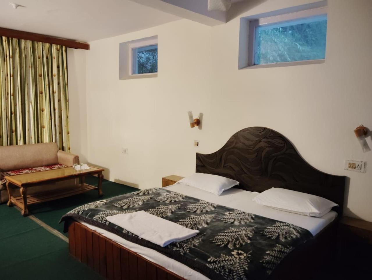 New Gulmarg Manali Hotel Buitenkant foto